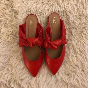 Lewit Red Cara Mules / Slides